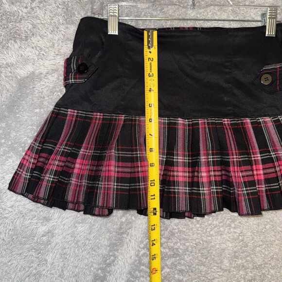 Vintage Candies Y2K Mini Plaid Skirt Size 9 Pink Black Pleated Punk Goth Rock - Picture 7 of 7